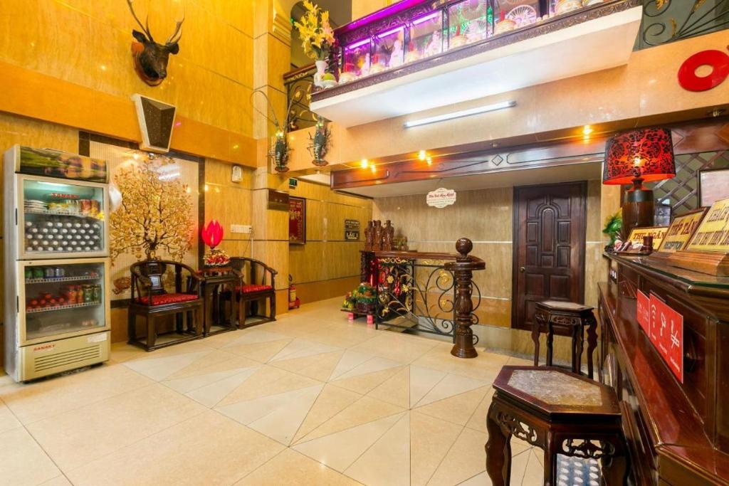 Tan Dat Hoa Hotel & Massage