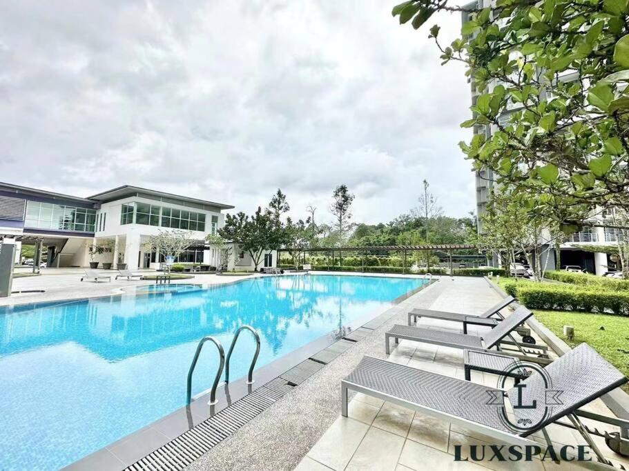 Cozy Kuching Mjc Batu Kawa Skyvilla Apartment II photo 1