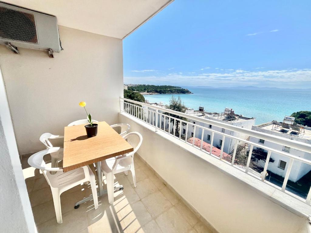 HOLIDAY APART 50 meters to BEACH, Sea view apartments photo 2
