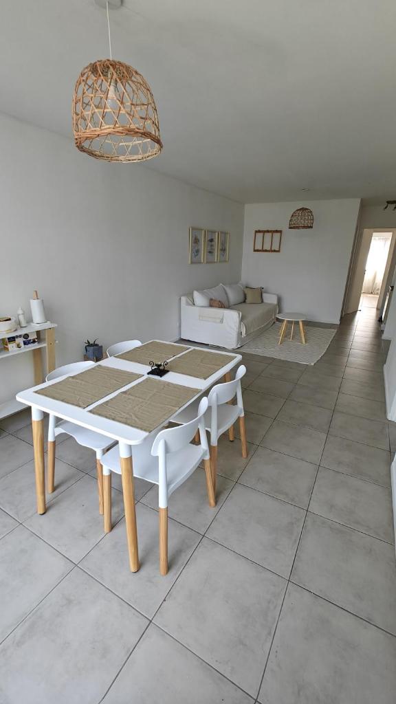Excellent apartment brand new photo 3