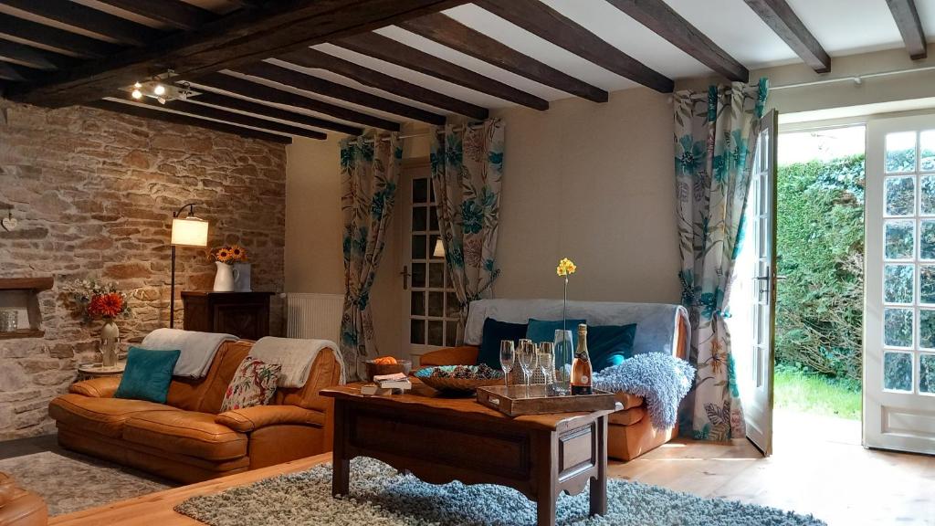 French Farmhouse Retreat - Chant Oiseau photo 2