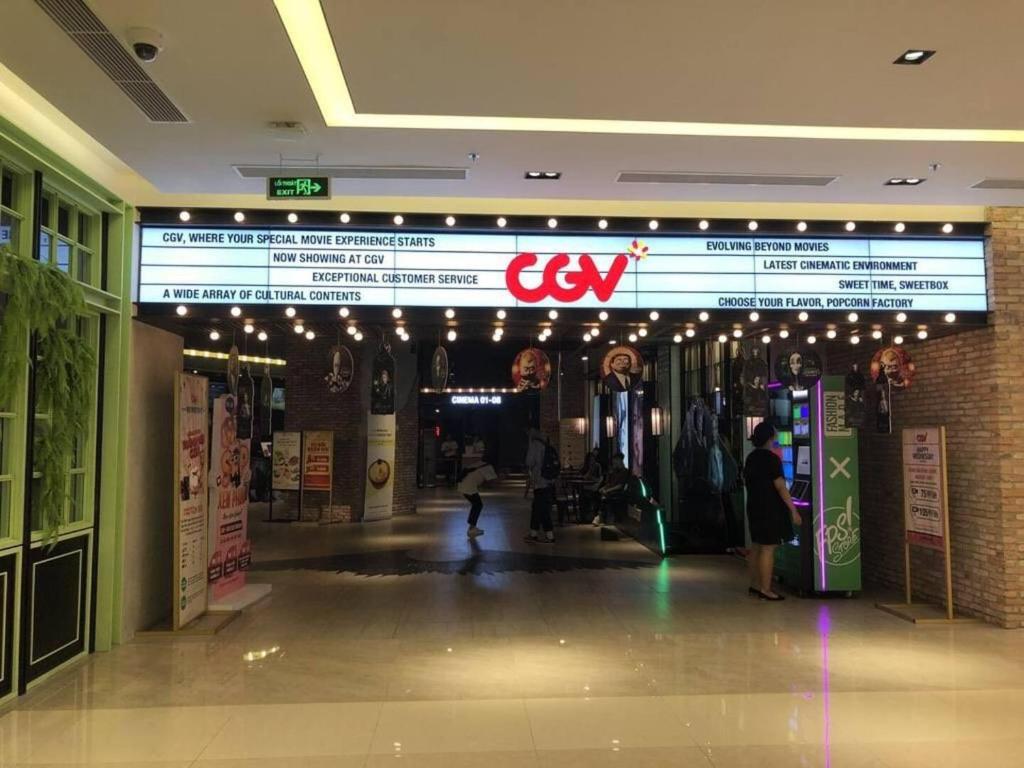 Lux Stu next BigC & Grand Plaza