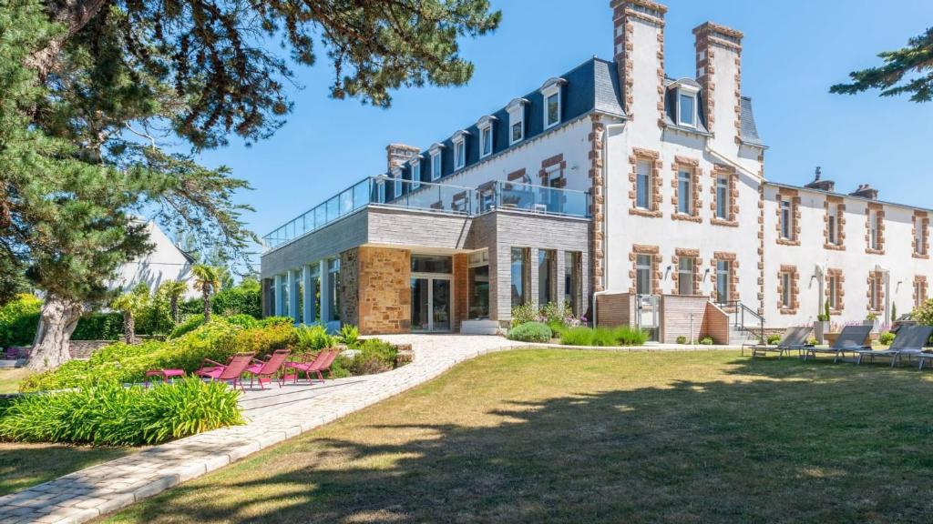 Hôtel Les Costans, The Originals Relais photo 4