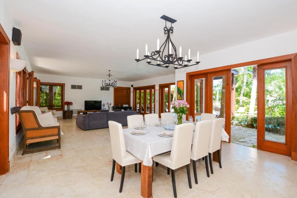 Private Pool Villa in PuntaCana Resort & Club photo 4