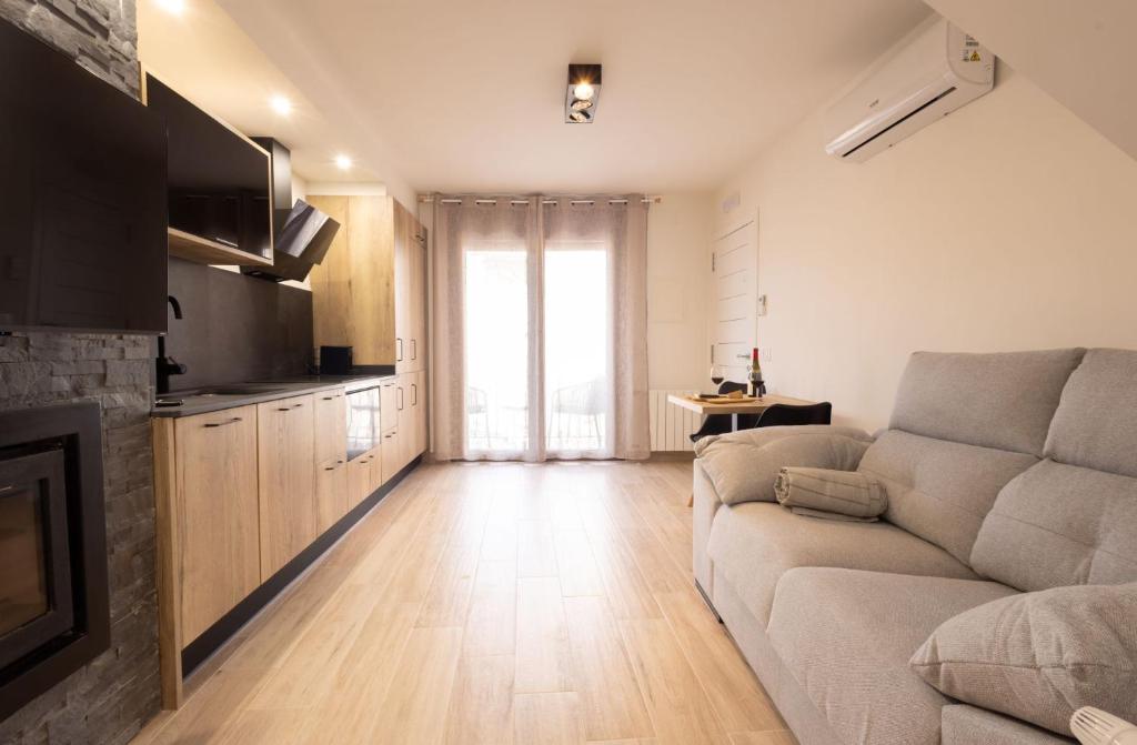 El sueño del Búho 5. Un dormitorio con chimenea photo 4