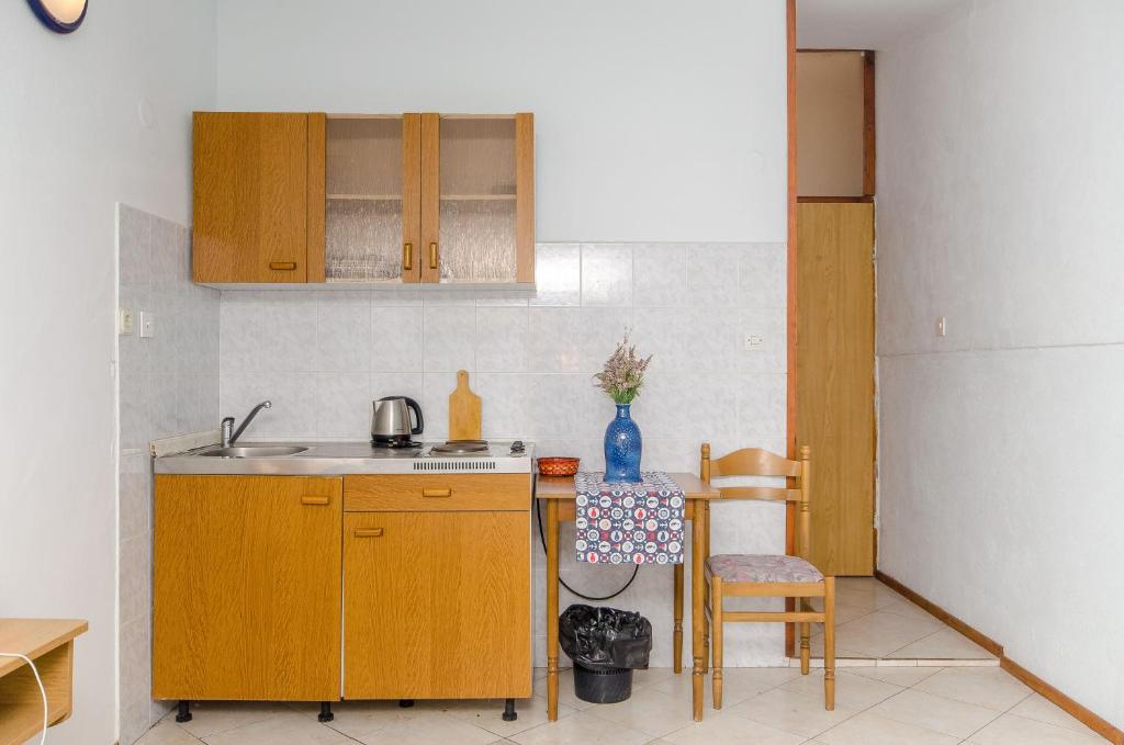 Studio Apartments Klara and Rio photo 3