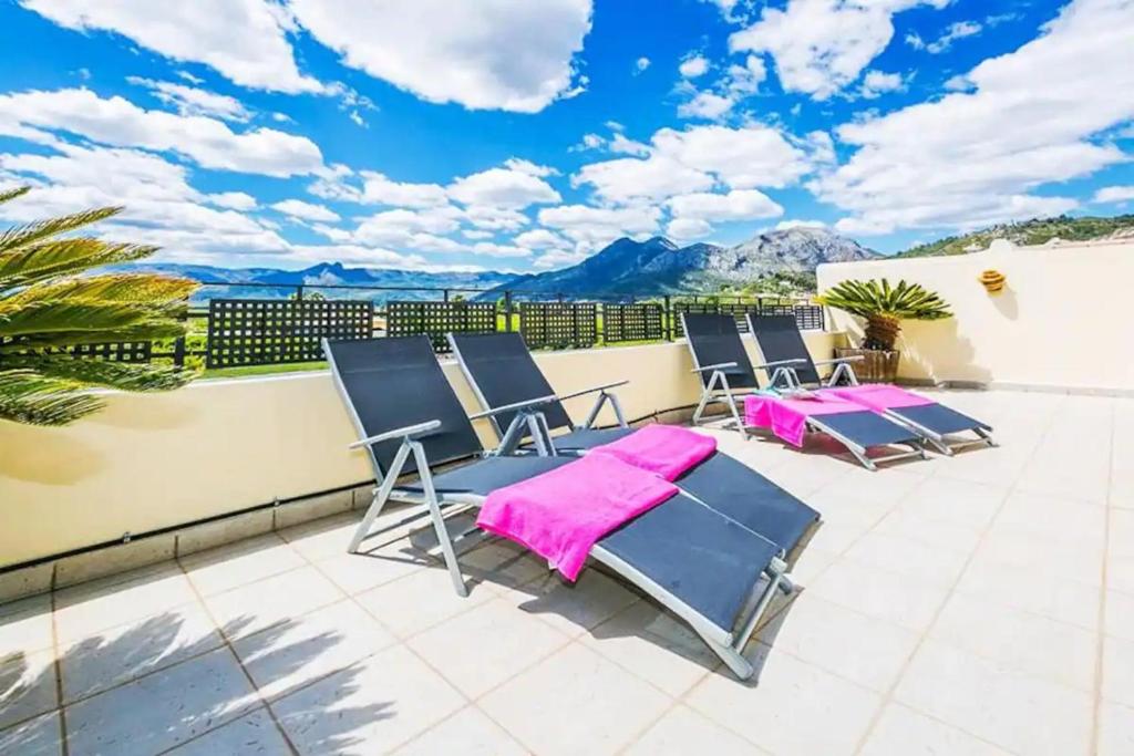 Costa Blanca Villa With Private Pool and Aircon photo 1