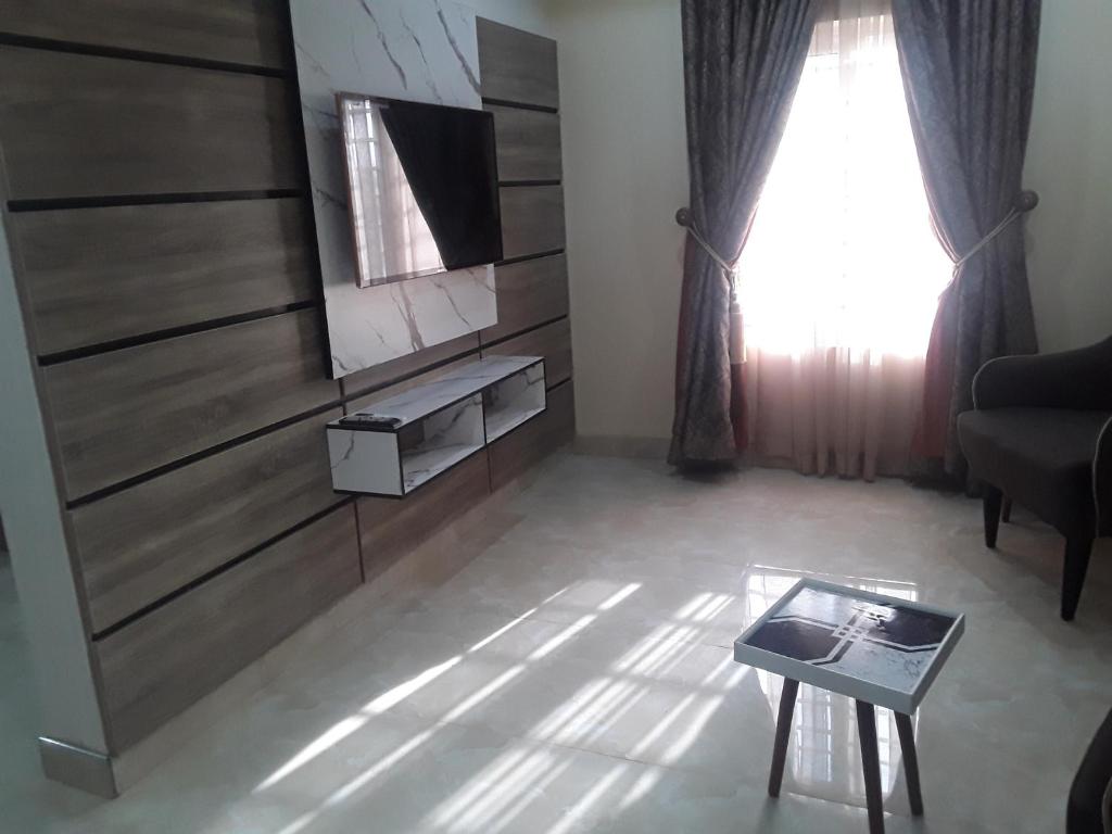 Franzy Luxury Hotel & Suites photo 3