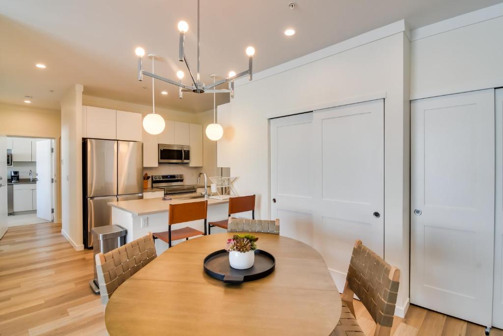 Bright Fraser Condo Near Skiing, Biking and Hiking! photo 1