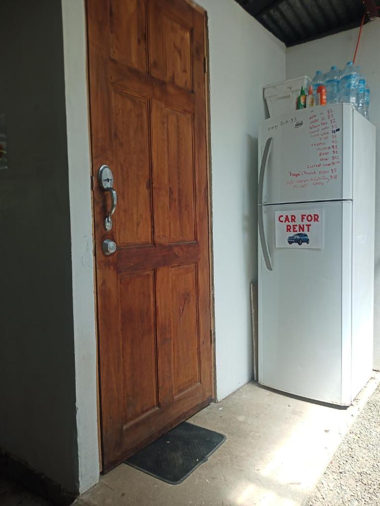 Hogar tico-estadounidense cerca de aeropuerto photo 4