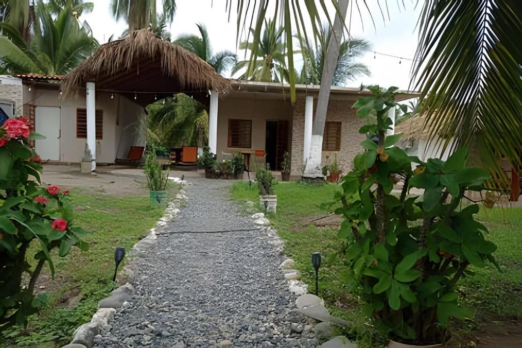 Casa Las Palmas Playa La Saladita photo 1