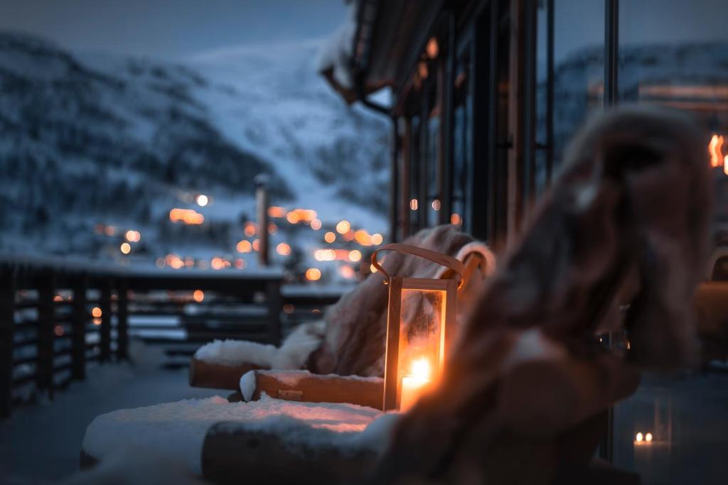 Unique Romantic Cabin with Mountain View at Strandafjellet, Mivo X