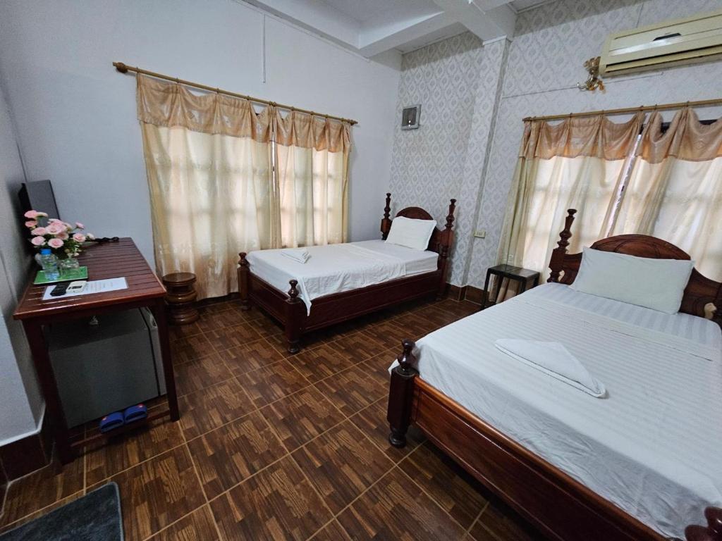 Maylayguesthouse1 photo 4