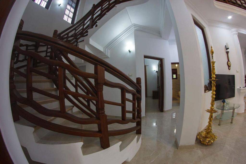Sheni homes photo 1