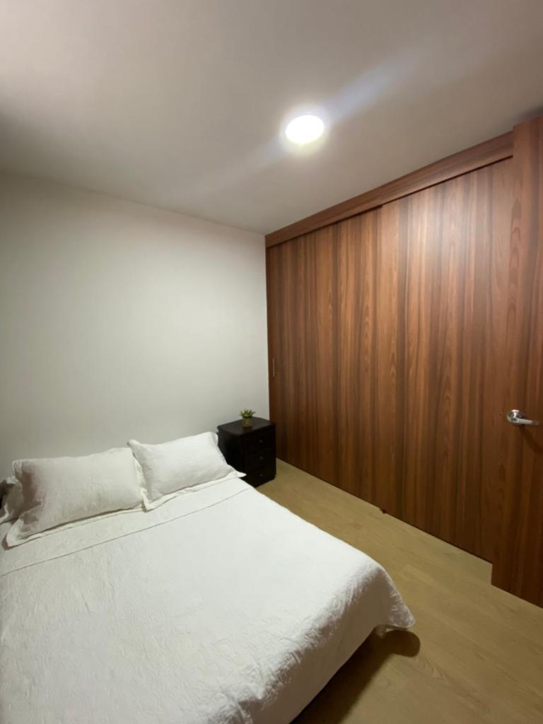 Apartamento en Retiro photo 2