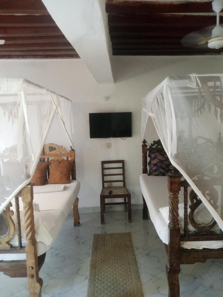 Bahari Hotel photo 2