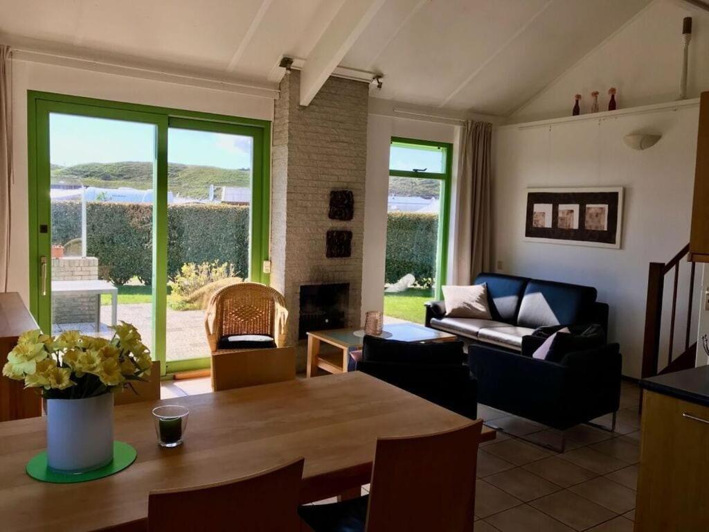 Nice cottage by the sea