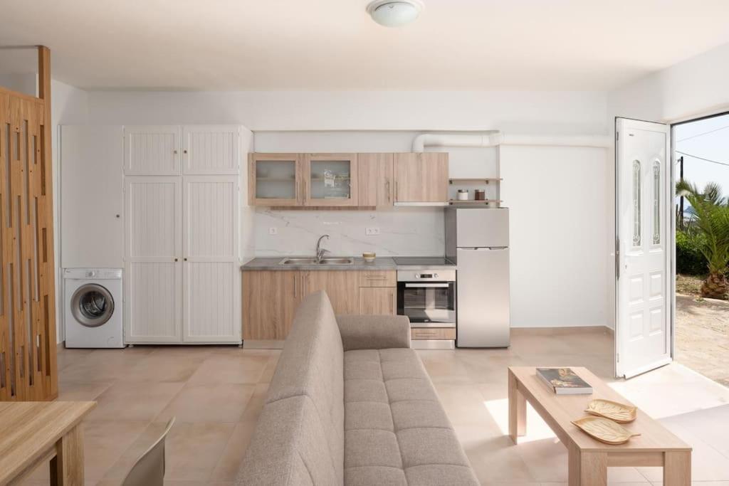 Studio out of Rethymno photo 3