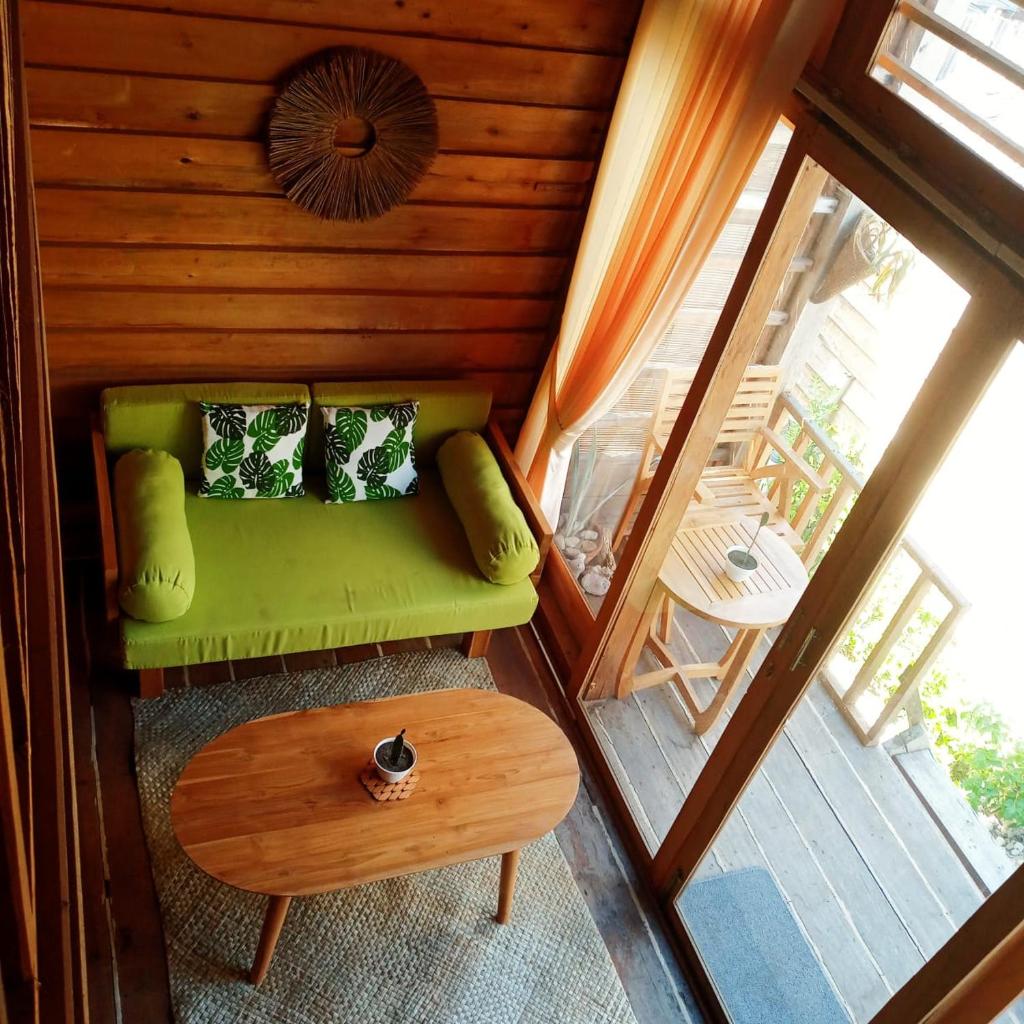 Sunset Moyo Bungalows photo 4