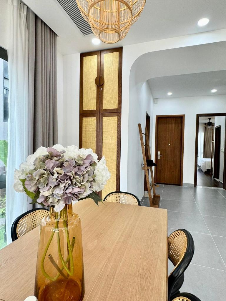 Ngan Ha Apartment