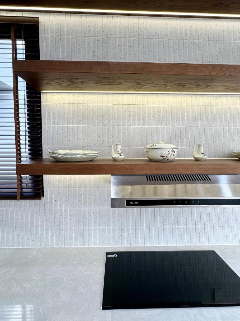 Ngan Ha Apartment