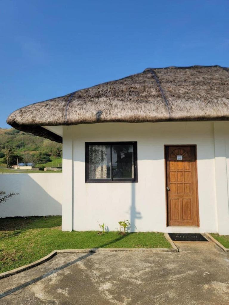 Ikani Surf Resort - Tap to explore photos