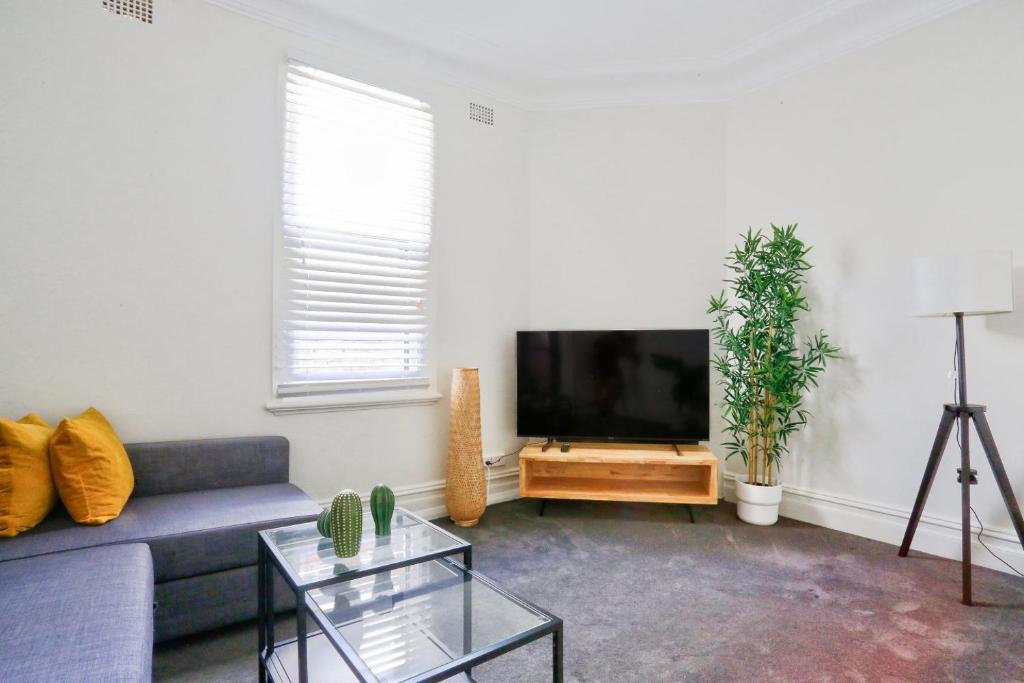 Unique 2 Bedroom Darling Harbour Glebe 2 E-Bikes Included