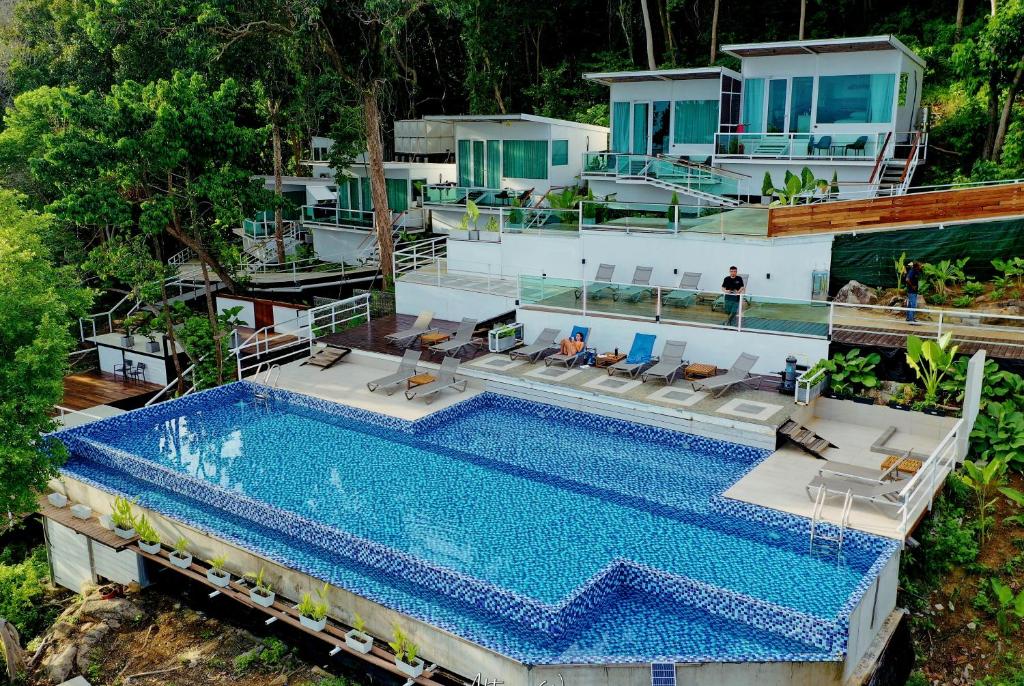 Alunan Resort photo 4