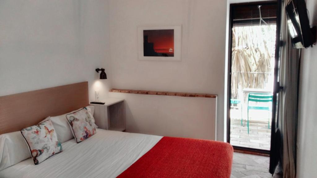 Hostal Café FRENTEABASTOS photo 3