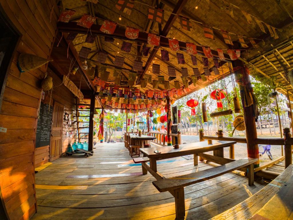 Samaki Guesthouse - Tad Lo photo 1