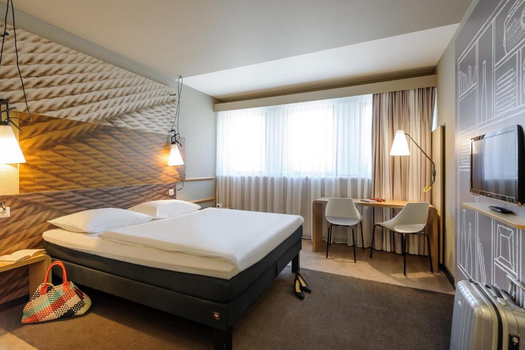 ibis Innsbruck Room Type - Standard Double Room