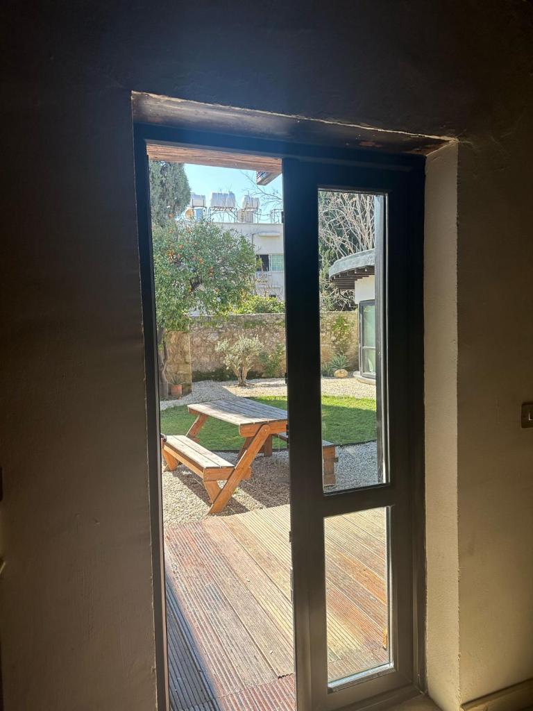 Olive House photo 2