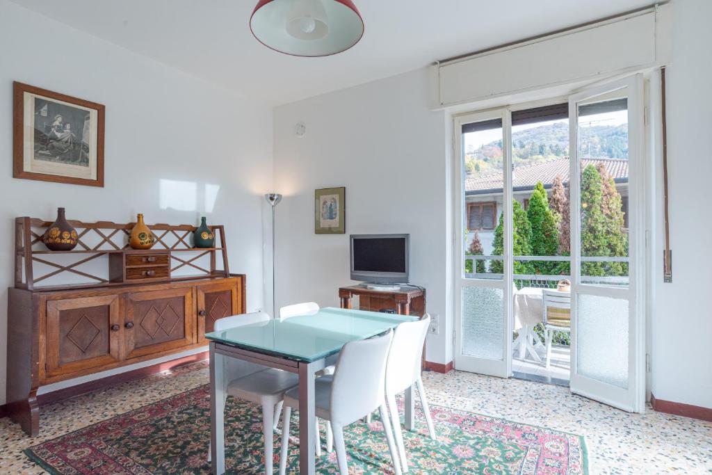Bright & Cosy Apartments with Balcony photo 4