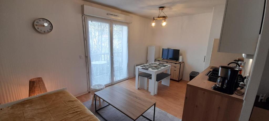 Appartement du Mouflon Vert, dans résidence de tourisme 3 étoiles photo 2