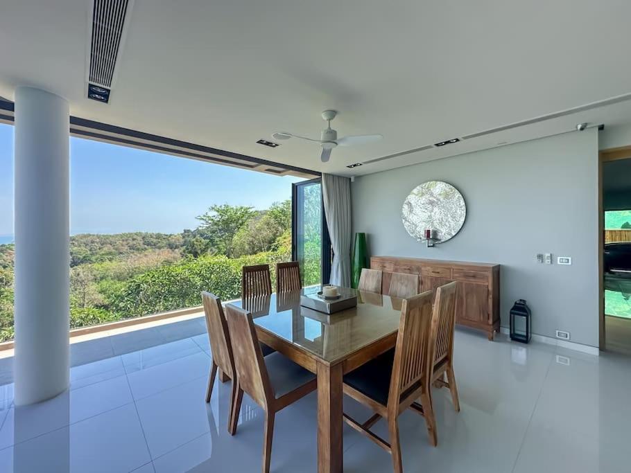 Cape Height 4-bedroom Seaview Luxury Pool Villa photo 2