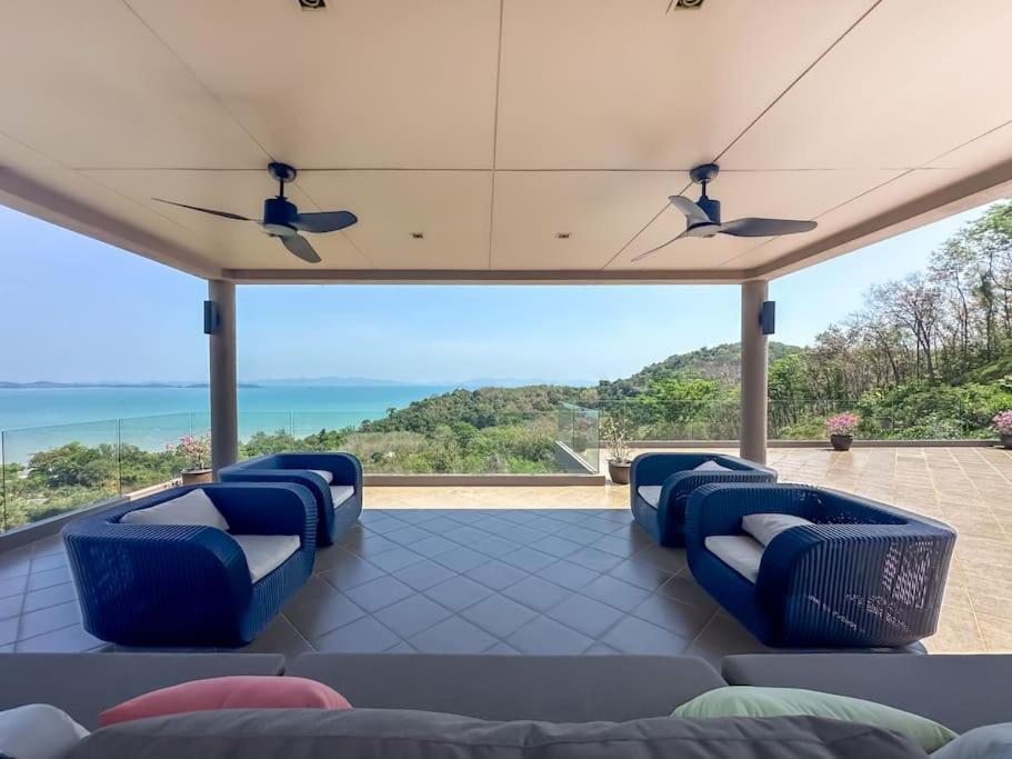 Cape Height 4-bedroom Seaview Luxury Pool Villa photo 3