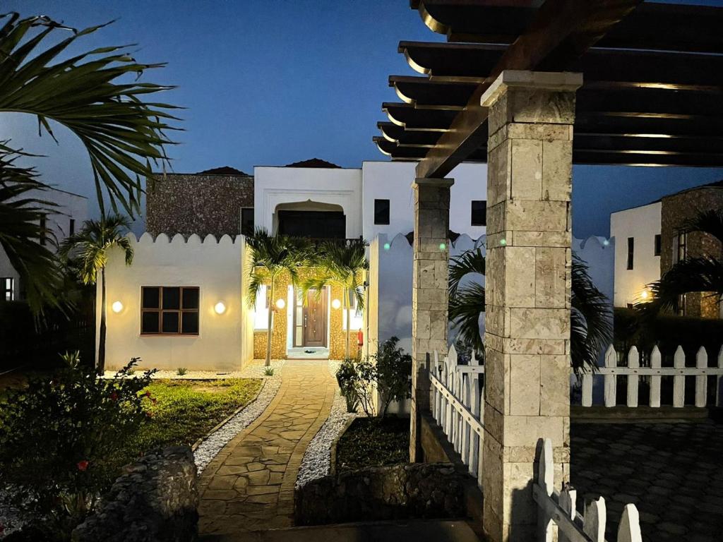 Blue Beach House photo 3