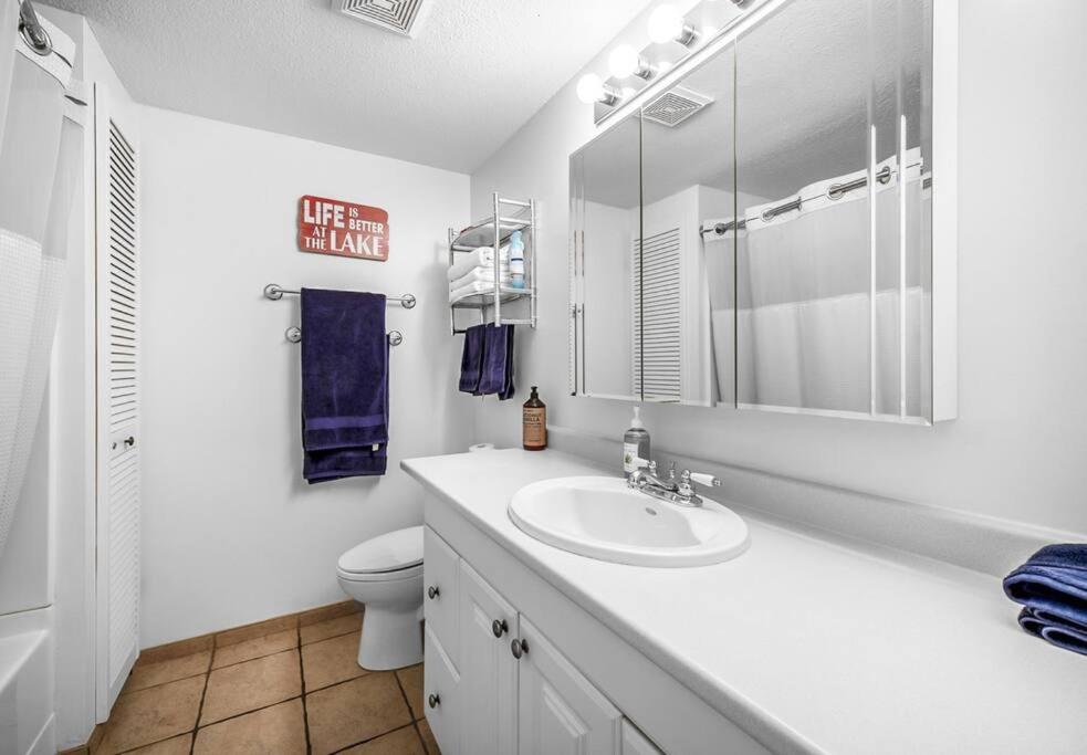 The Lakeside Condo #202 photo 3