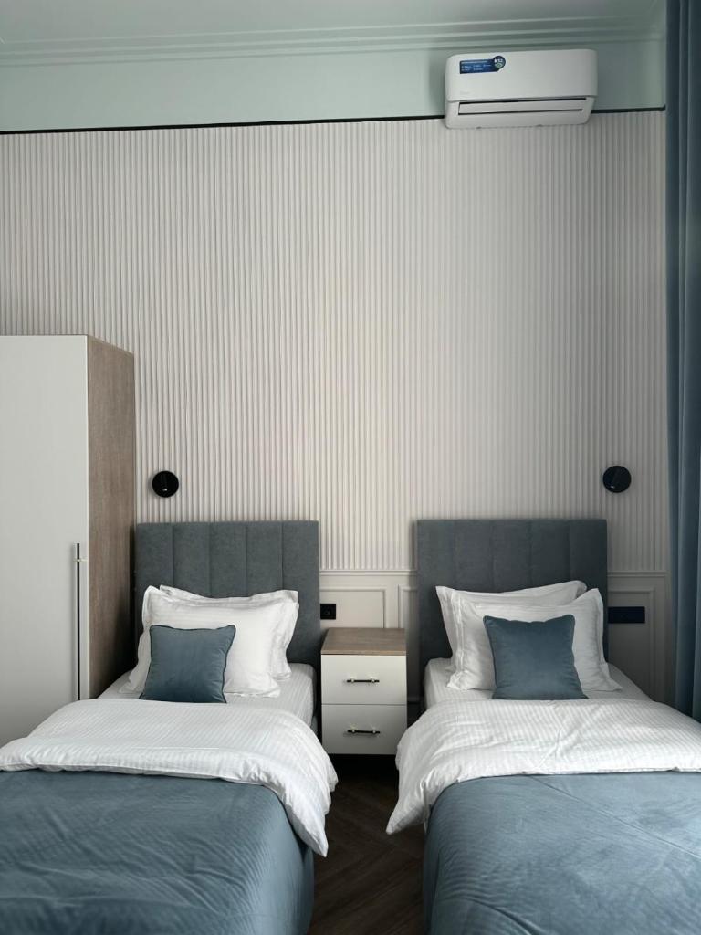 Five Hotel photo 4
