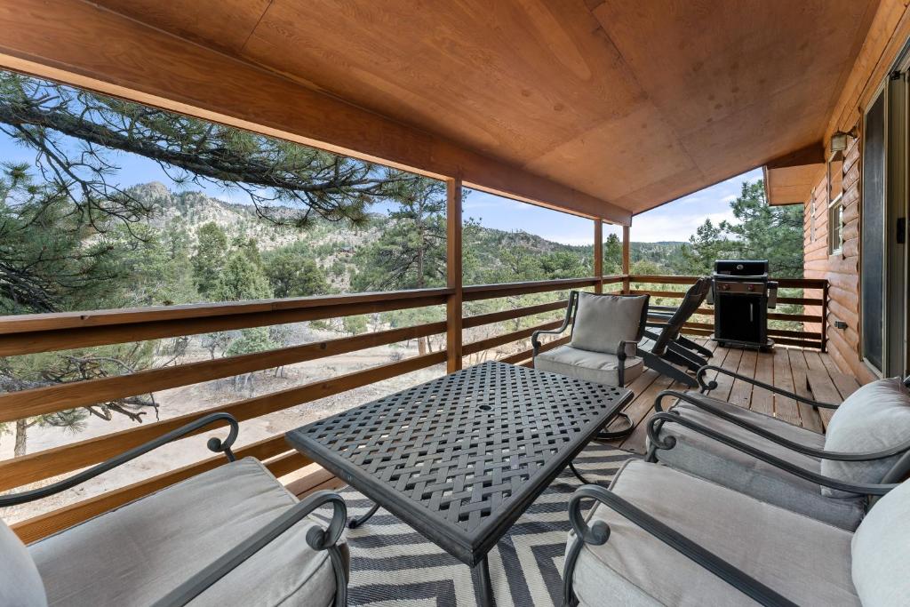 Rustic Pines photo 1