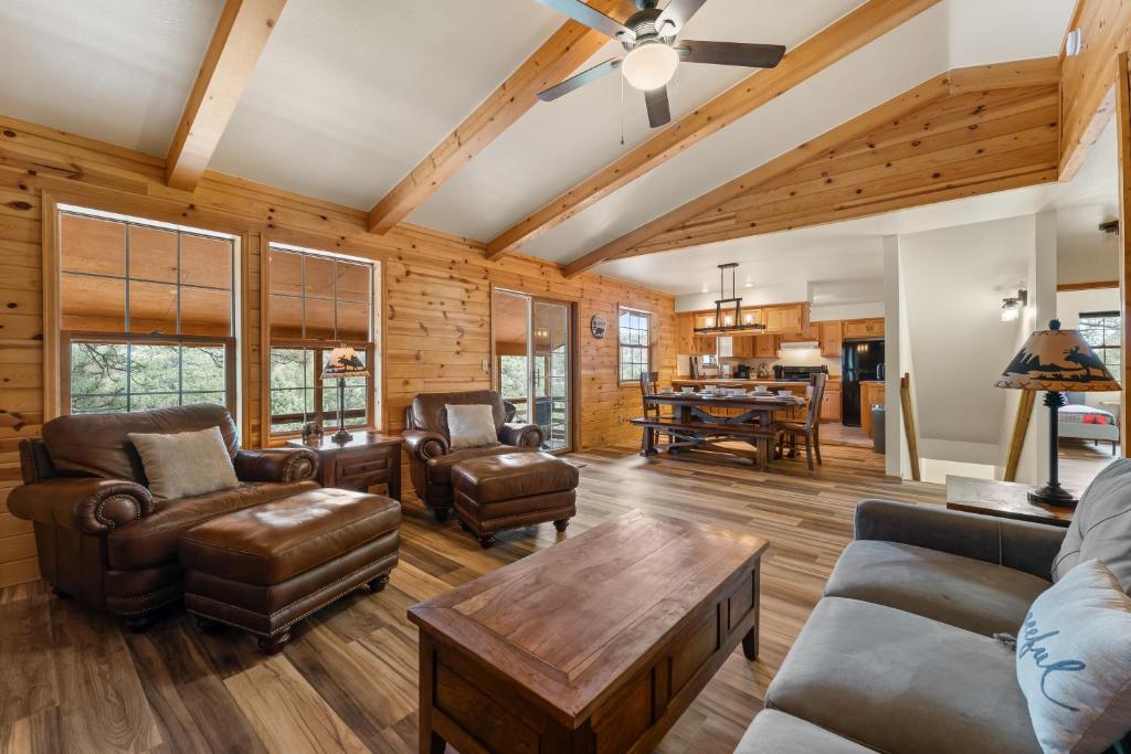 Rustic Pines photo 4