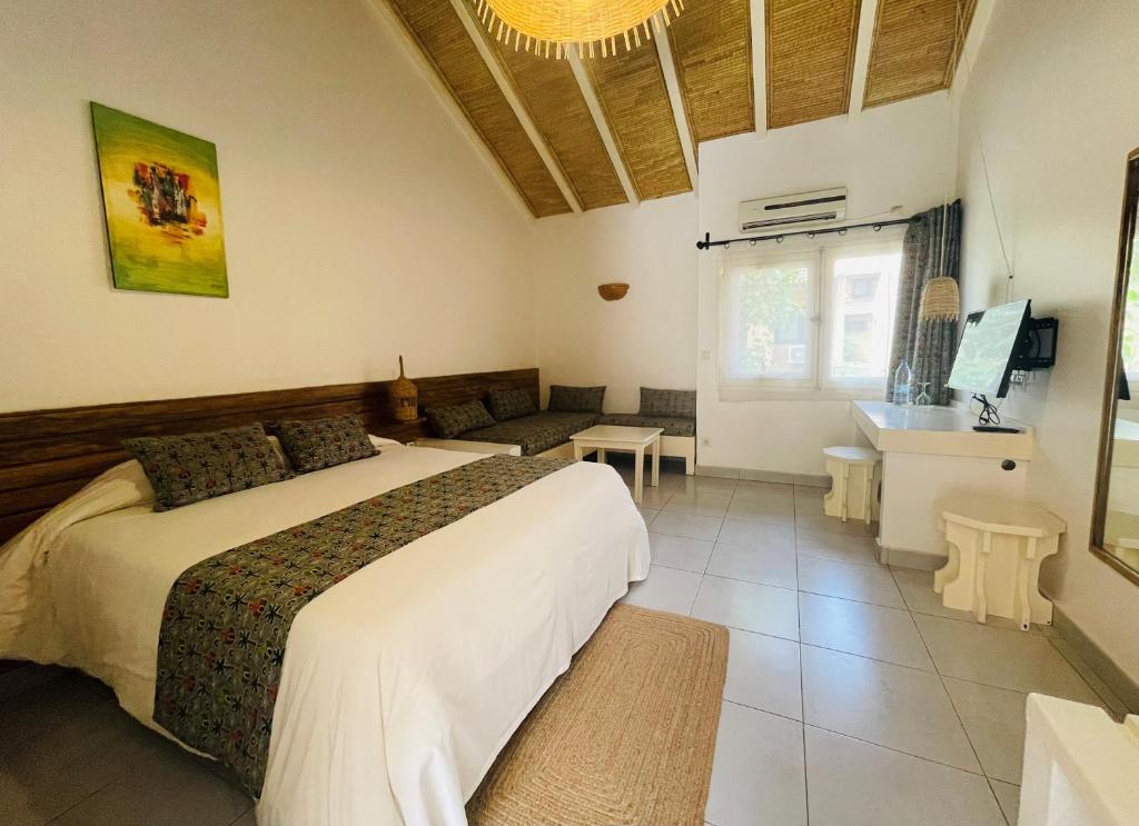 Le Saly Hotel & Hotel Club Filaos photo 1