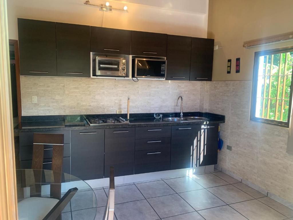 Appartement avec commodite 150Mts de la plage photo 3
