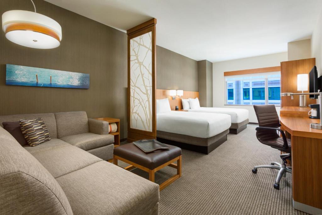 Hyatt Place Chicago/Downtown - The Loop - Tap to explore photos