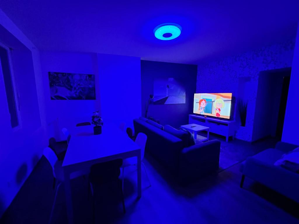 024 CHIC & COSY GRAND APPART MODERNE 88m2 HYPERCENTRE WIFI SMART TV NETFLIX photo 2