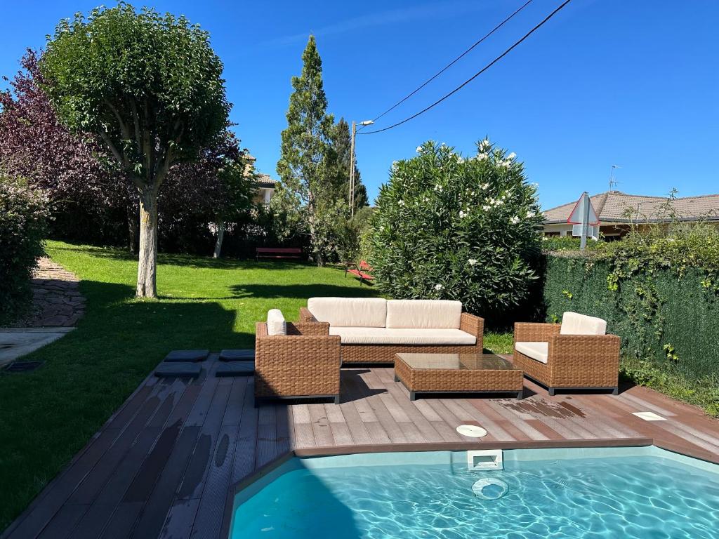 Casa con piscina Irache photo 4