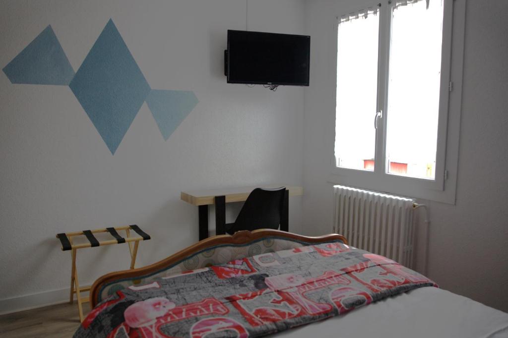 RELAIS 375 photo 4