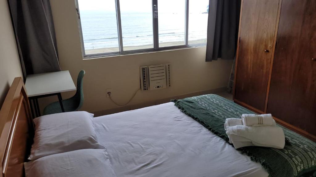 Frente Mar - Apartamento para 4 Hóspedes com Home Office Wi-Fi 200mbps, Ar Condicionado e Cozinha Completa photo 1