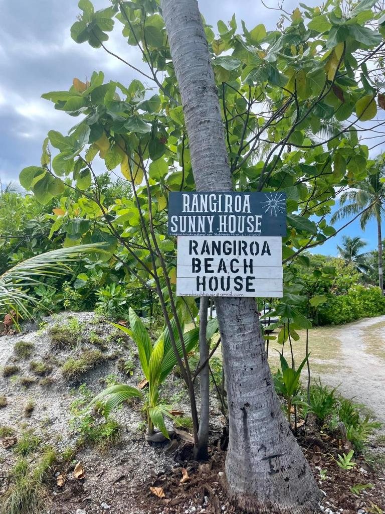 Rangiroa Beach House photo 2