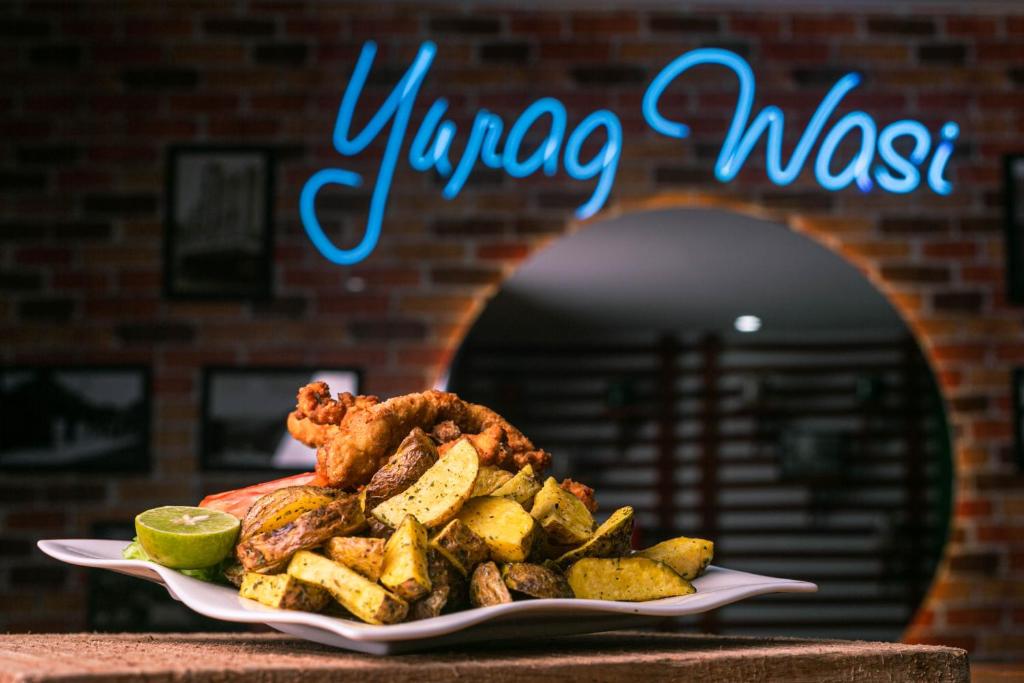 YURAQ WASI Hotel/Restobar photo 2
